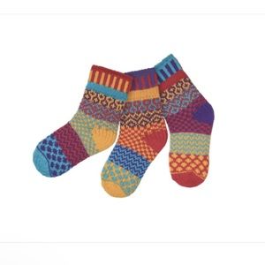 Solmate Fire Fly kids socks sz LG 9-11 years NWT